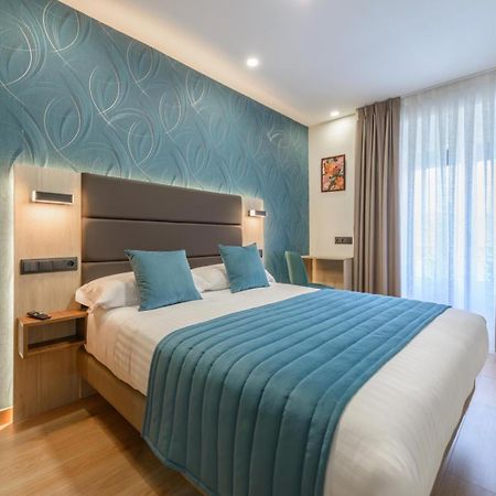 Hostal Sun Gate Madrid Dış mekan fotoğraf