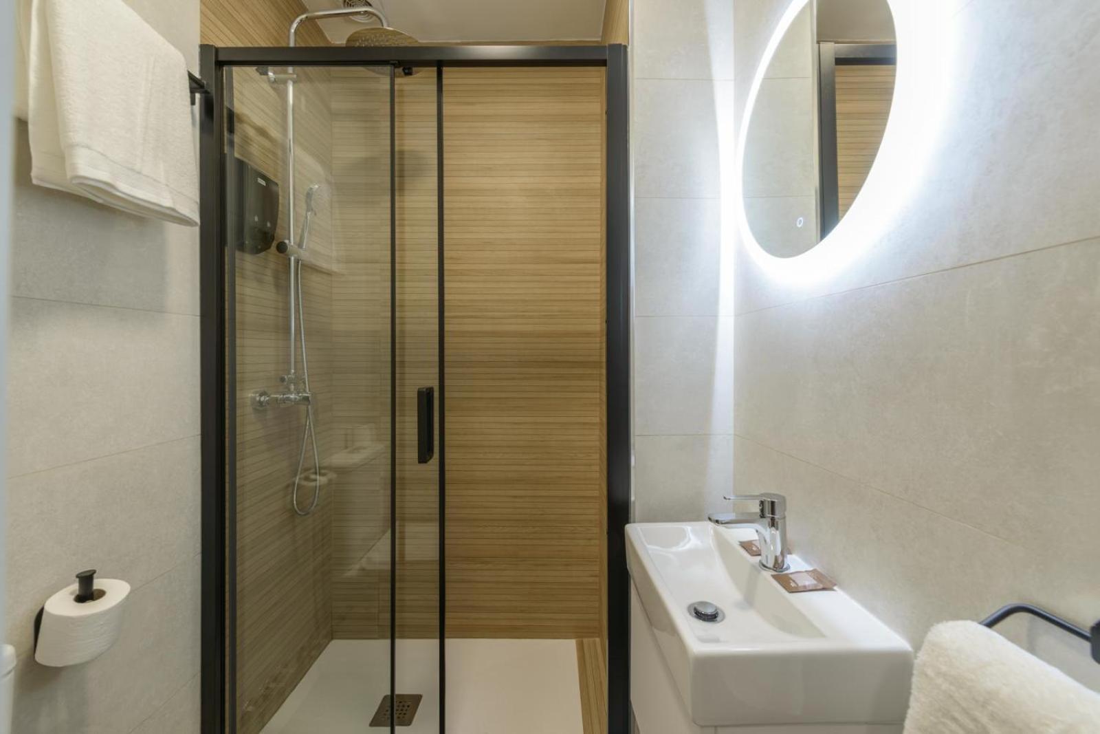 Hostal Sun Gate Madrid Dış mekan fotoğraf