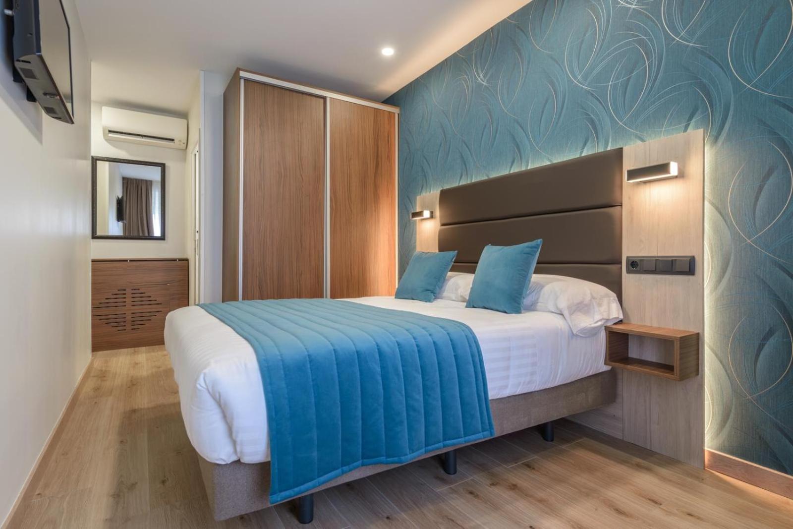 Hostal Sun Gate Madrid Dış mekan fotoğraf