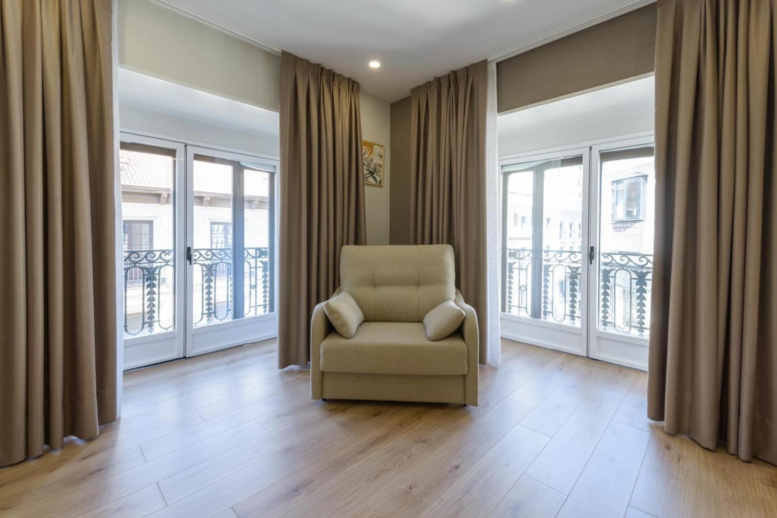 Hostal Sun Gate Madrid Dış mekan fotoğraf