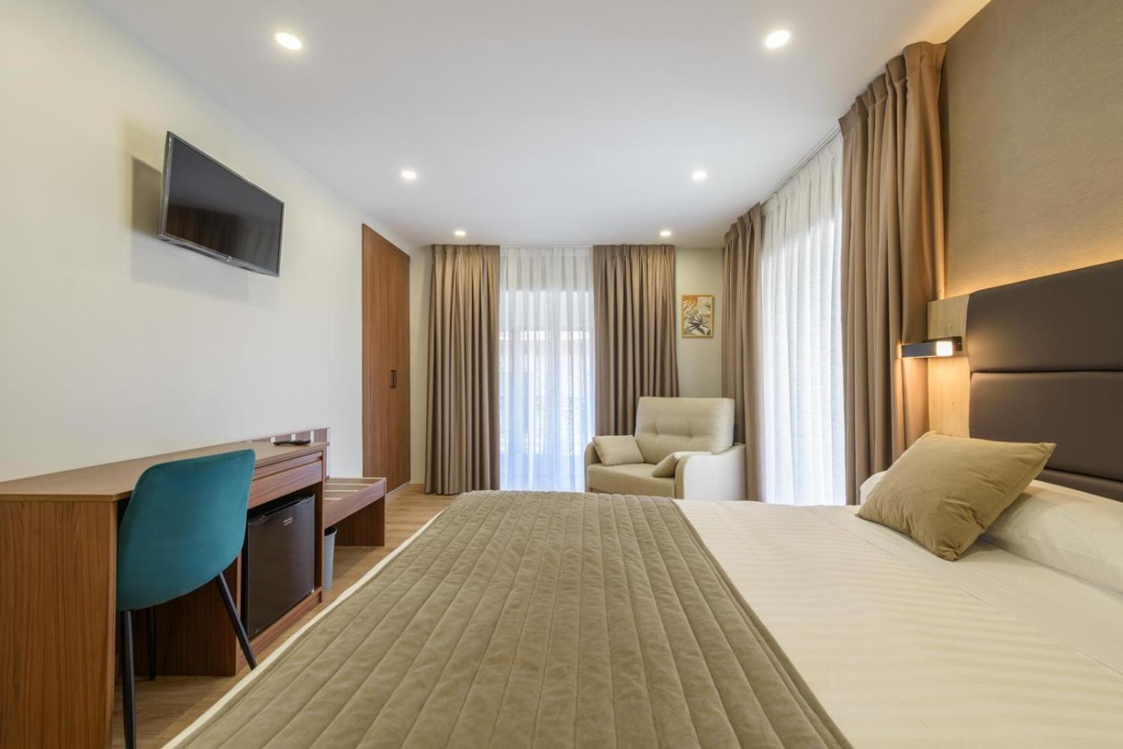 Hostal Sun Gate Madrid Dış mekan fotoğraf