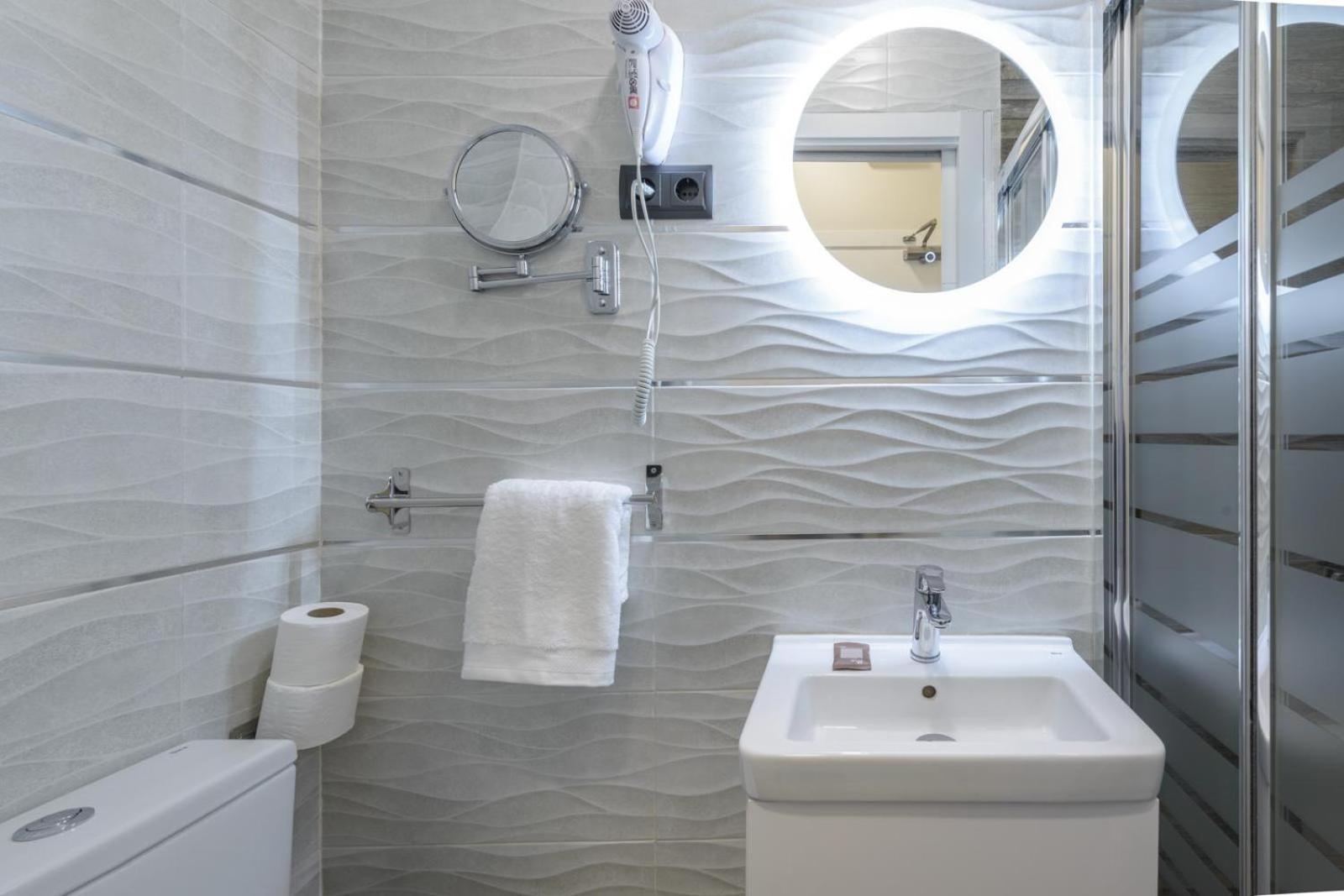 Hostal Sun Gate Madrid Dış mekan fotoğraf
