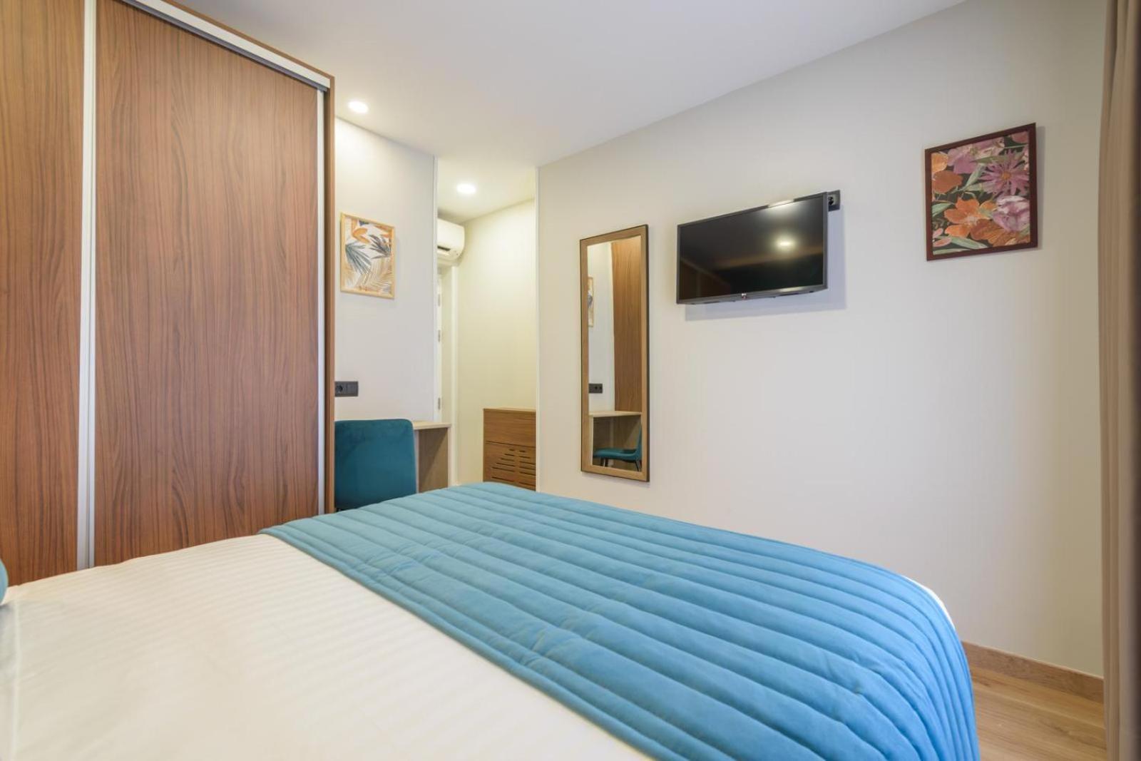 Hostal Sun Gate Madrid Dış mekan fotoğraf