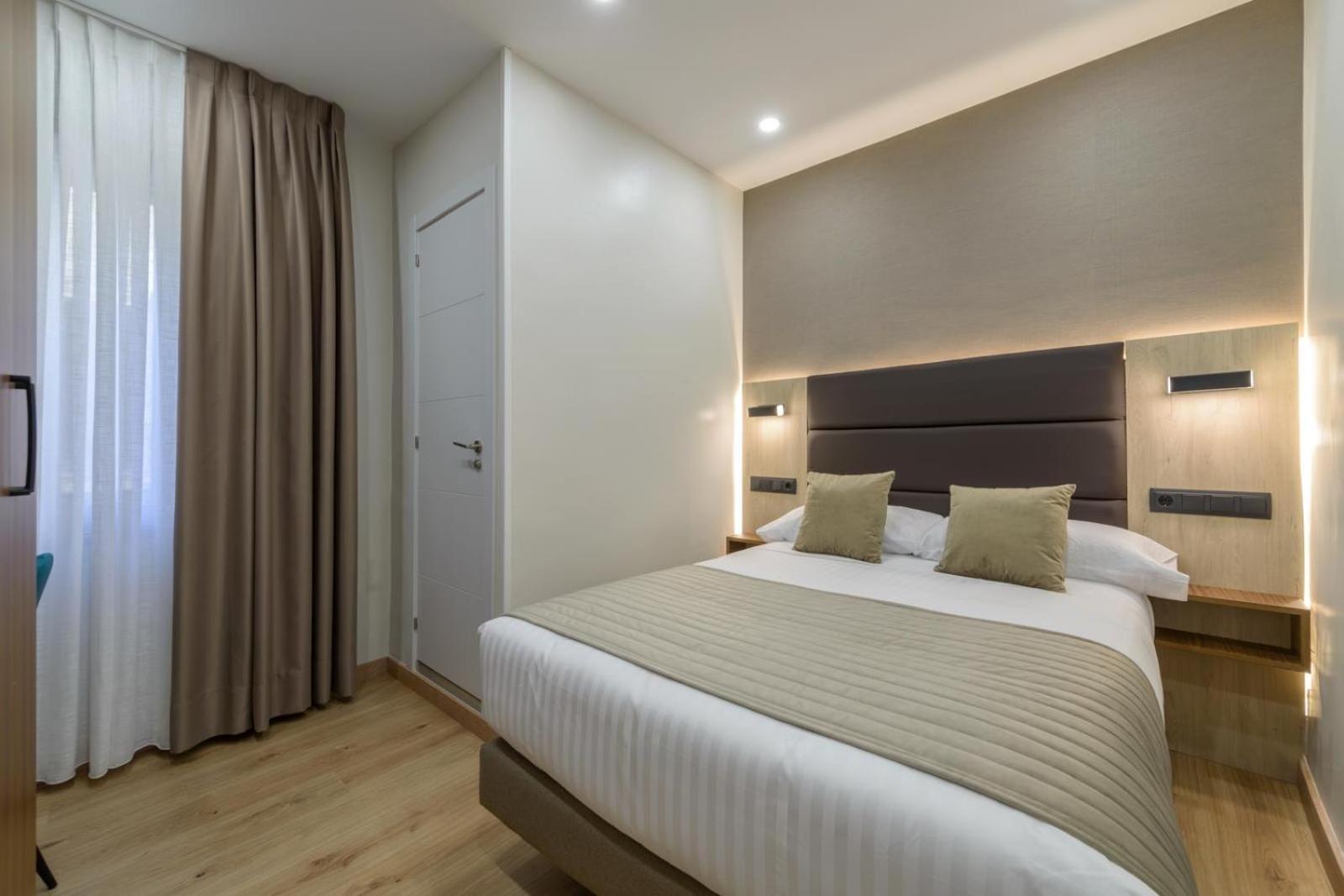Hostal Sun Gate Madrid Dış mekan fotoğraf